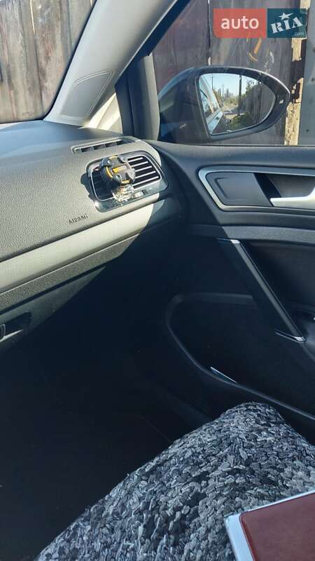 Универсал Volkswagen Golf 2018 в Житомире