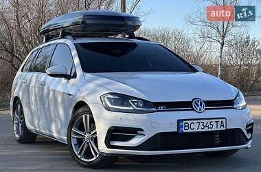 Універсал Volkswagen Golf 2019 в 
