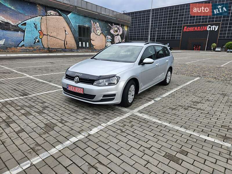 Універсал Volkswagen Golf 2016 в 