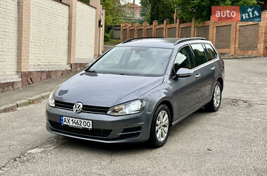 Универсал Volkswagen Golf 2016 в Киеве