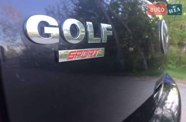 Хетчбек Volkswagen Golf 2003 в 