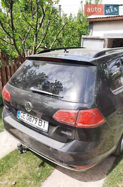 Універсал Volkswagen Golf 2013 в Чернівцях