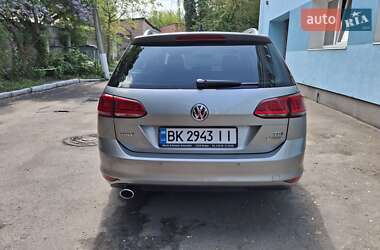 Универсал Volkswagen Golf 2014 в 