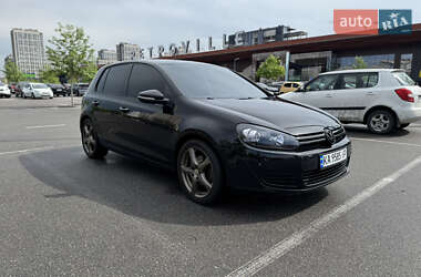 Хэтчбек Volkswagen Golf 2013 в Киеве