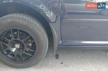 Хэтчбек Volkswagen Golf 2000 в Ставище