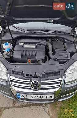 Универсал Volkswagen Golf 2009 в 