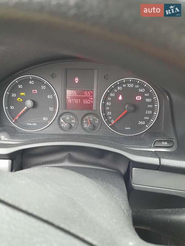 Універсал Volkswagen Golf 2009 в Києві