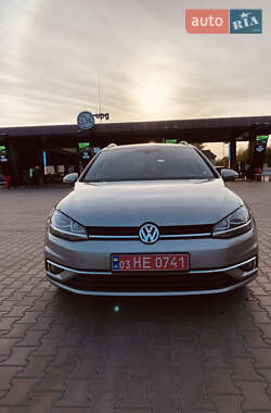 Універсал Volkswagen Golf 2017 в 