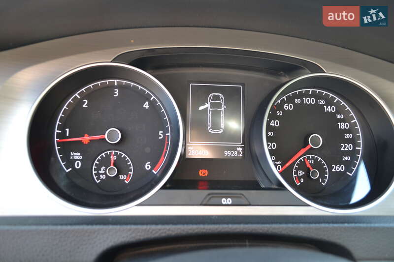 Универсал Volkswagen Golf 2015 в Днепре