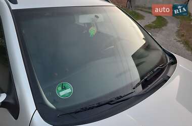 Универсал Volkswagen Golf 2000 в 