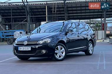 Універсал Volkswagen Golf 2012 в Рівному