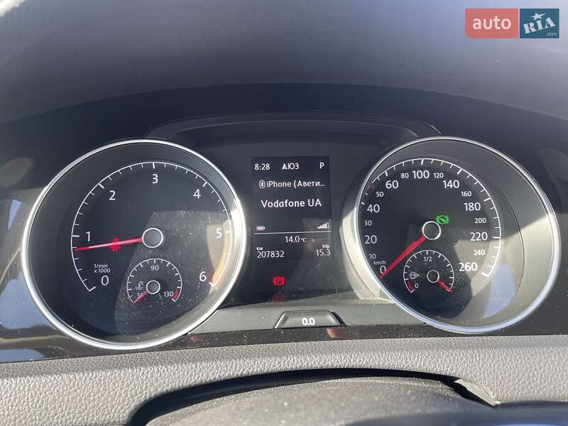 Универсал Volkswagen Golf 2016 в Ирпене