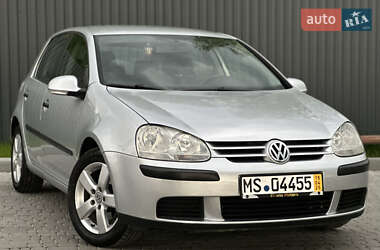 Хэтчбек Volkswagen Golf 2006 в 