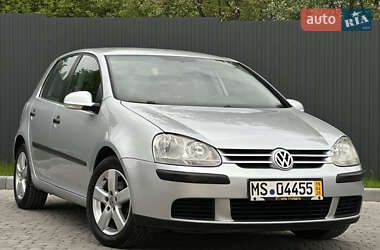 Хэтчбек Volkswagen Golf 2006 в 