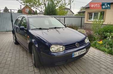 Хетчбек Volkswagen Golf 1998 в 