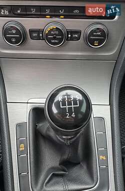 Універсал Volkswagen Golf 2015 в 
