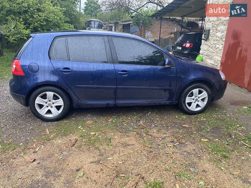 Volkswagen Golf 2005