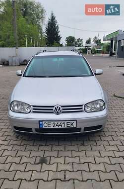Універсал Volkswagen Golf 2003 в Новоселиці
