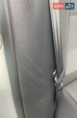 Хэтчбек Volkswagen Golf 2009 в 