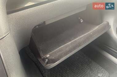 Хэтчбек Volkswagen Golf 2009 в 