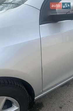 Хэтчбек Volkswagen Golf 2009 в 