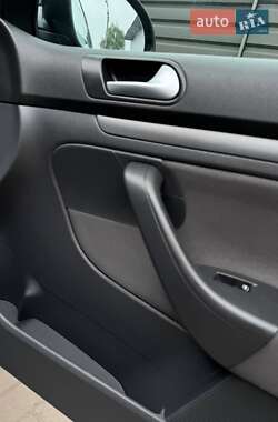 Універсал Volkswagen Golf 2008 в 