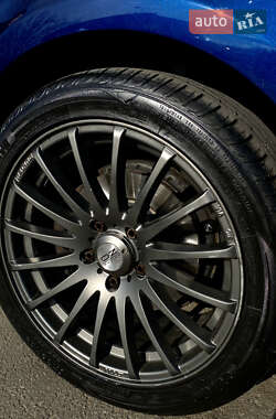 Хэтчбек Volkswagen Golf 2009 в 
