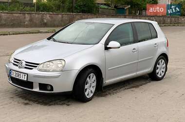 Хэтчбек Volkswagen Golf 2004 в Львове