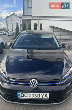 Хетчбек Volkswagen Golf 2017 в Луцьку