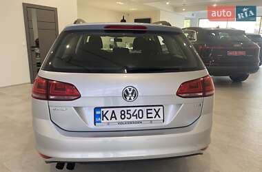Універсал Volkswagen Golf 2015 в Ірпені