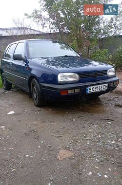 Хэтчбек Volkswagen Golf 1994 в Хмельницком