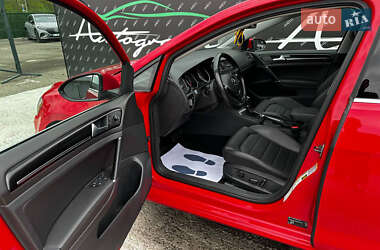 Универсал Volkswagen Golf 2015 в 