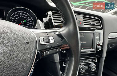 Универсал Volkswagen Golf 2015 в 