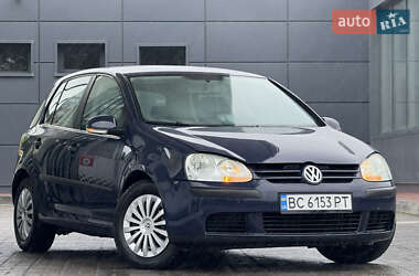 Хетчбек Volkswagen Golf 2004 в Дрогобичі