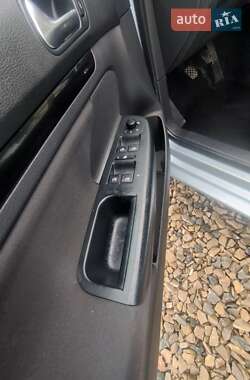 Універсал Volkswagen Golf 2010 в 