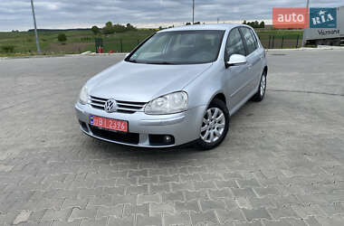 Хетчбек Volkswagen Golf 2005 в Луцьку