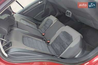 Хетчбек Volkswagen Golf 2015 в 