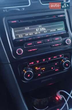 Универсал Volkswagen Golf 2009 в Сарнах
