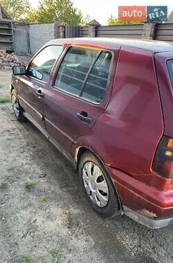 Хетчбек Volkswagen Golf 1996 в 