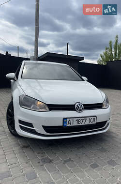 Хетчбек Volkswagen Golf 2017 в 