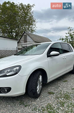 Хэтчбек Volkswagen Golf 2012 в Днепре