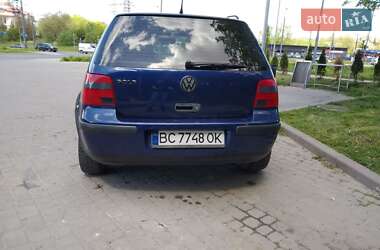 Хэтчбек Volkswagen Golf 2003 в 