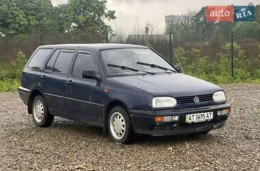 Универсал Volkswagen Golf 1995 в Долине