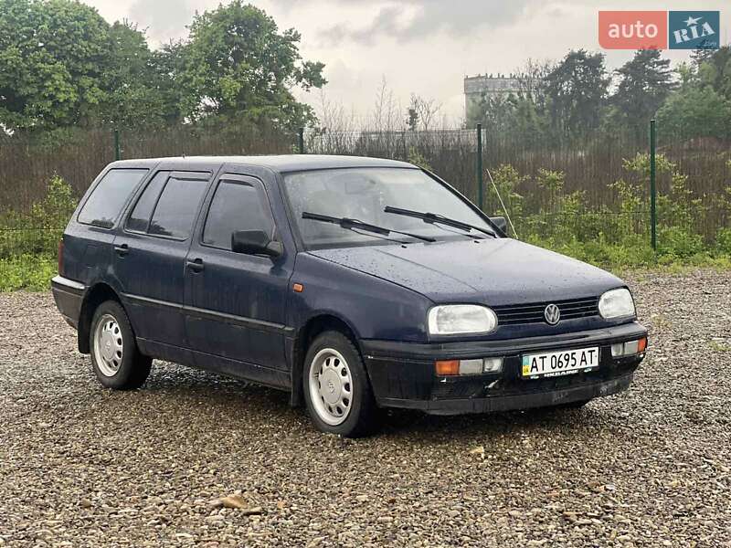 Универсал Volkswagen Golf 1995 в 