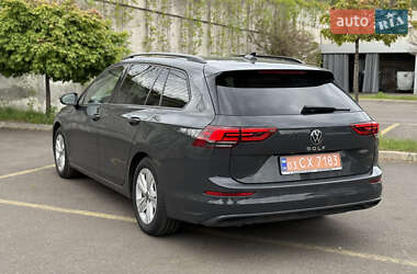 Универсал Volkswagen Golf 2021 в 