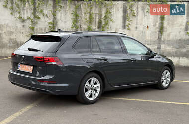 Универсал Volkswagen Golf 2021 в 