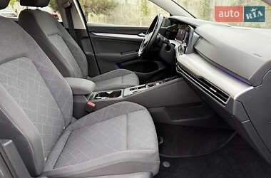 Универсал Volkswagen Golf 2021 в 