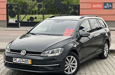 Універсал Volkswagen Golf 2020 в 