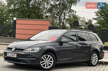 Універсал Volkswagen Golf 2020 в 