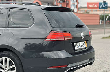 Універсал Volkswagen Golf 2020 в 